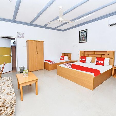 Oyo 138 Gulf Sand Motel Барка Екстер'єр фото