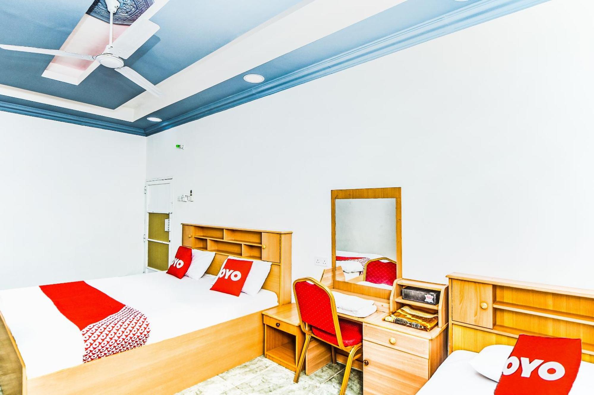 Oyo 138 Gulf Sand Motel Барка Екстер'єр фото