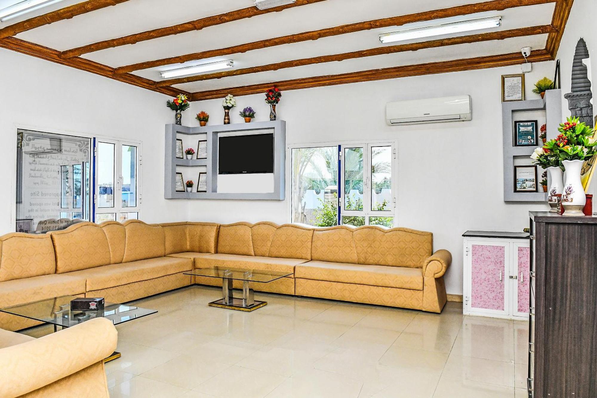Oyo 138 Gulf Sand Motel Барка Екстер'єр фото