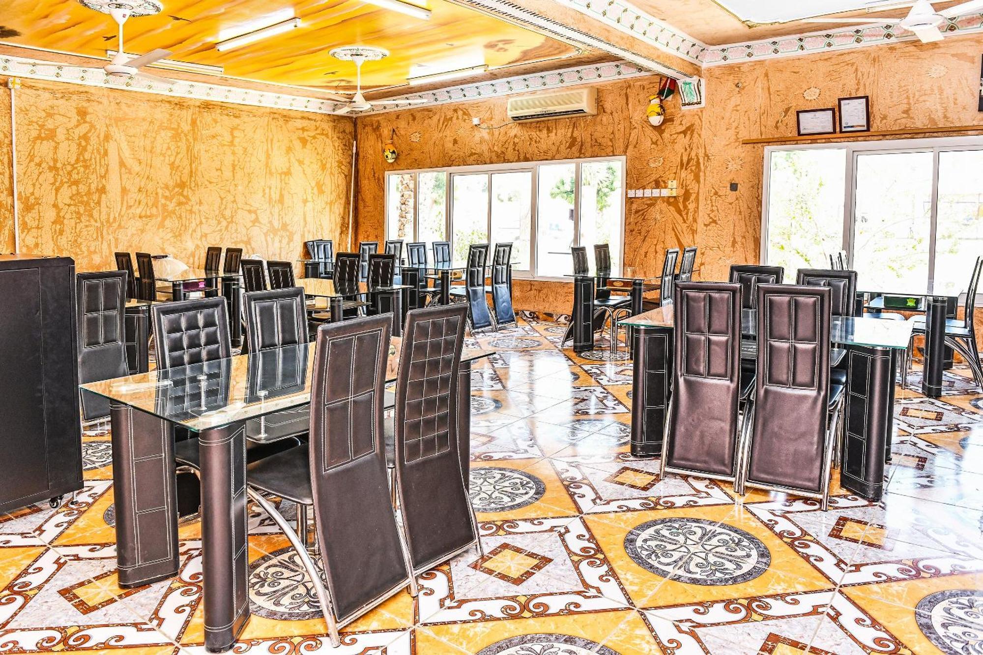 Oyo 138 Gulf Sand Motel Барка Екстер'єр фото