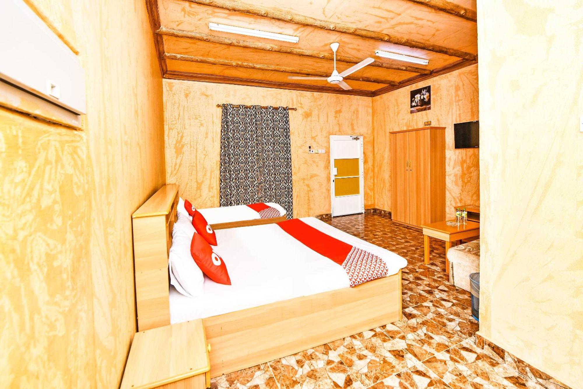 Oyo 138 Gulf Sand Motel Барка Екстер'єр фото