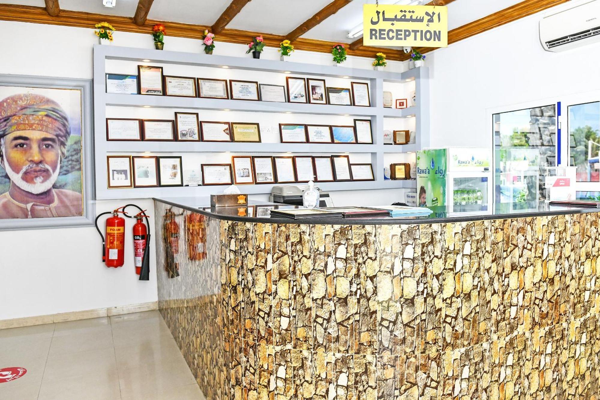 Oyo 138 Gulf Sand Motel Барка Екстер'єр фото