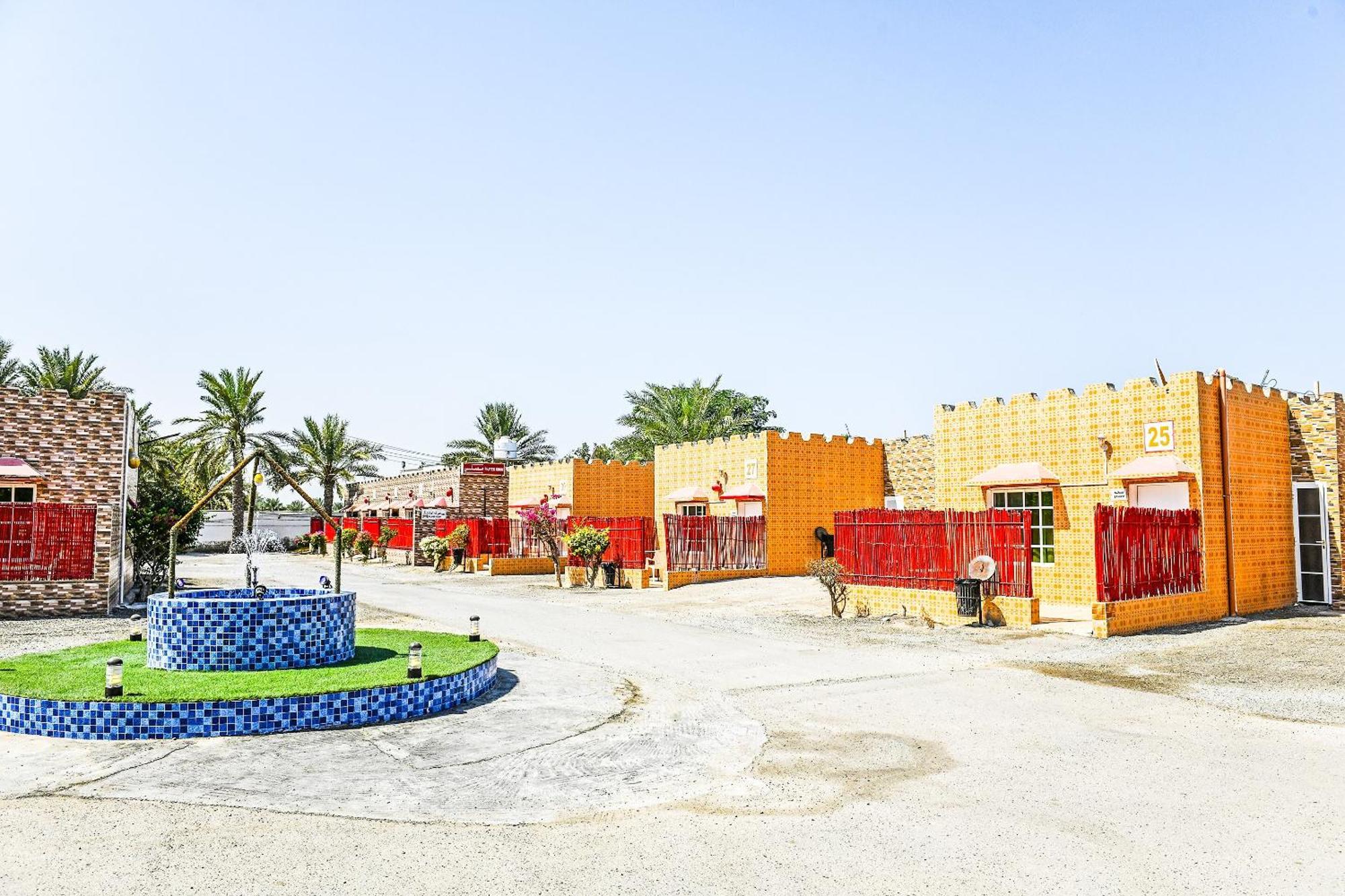 Oyo 138 Gulf Sand Motel Барка Екстер'єр фото