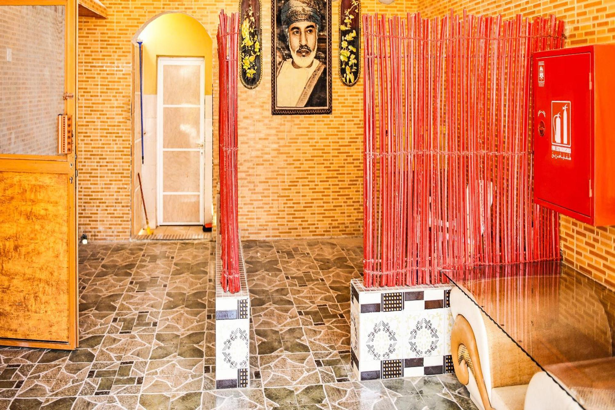 Oyo 138 Gulf Sand Motel Барка Екстер'єр фото